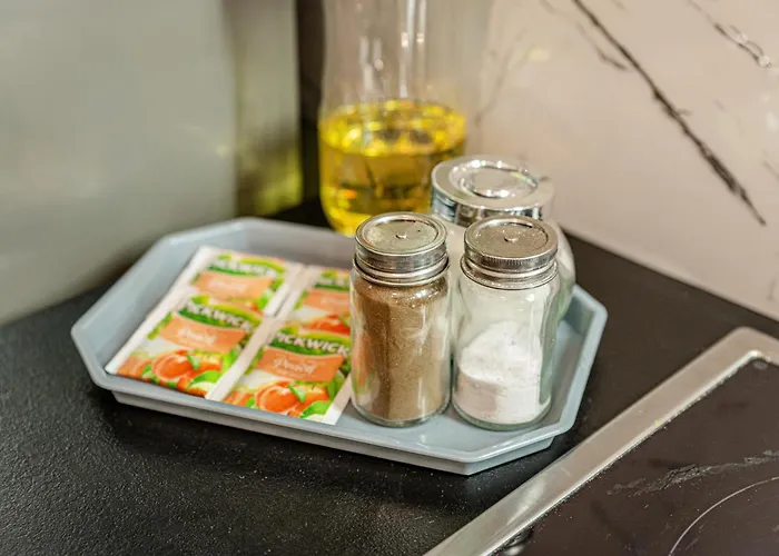 Westend Loft Chic 2br W Ac By Nyugati & M3 Metro Apartamento