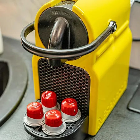 Westend Loft Chic 2br W Ac By Nyugati & M3 Metro Apartment