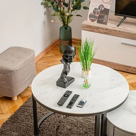 Westend Loft Chic 2br W Ac By Nyugati & M3 Metro Apartmán