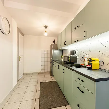 Westend Loft Chic 2br W Ac By Nyugati & M3 Metro * Budapest