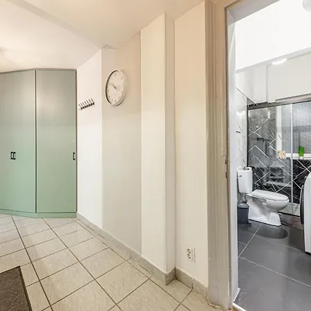 Appartamento Westend Loft Chic 2br W Ac By Nyugati & M3 Metro Budapest