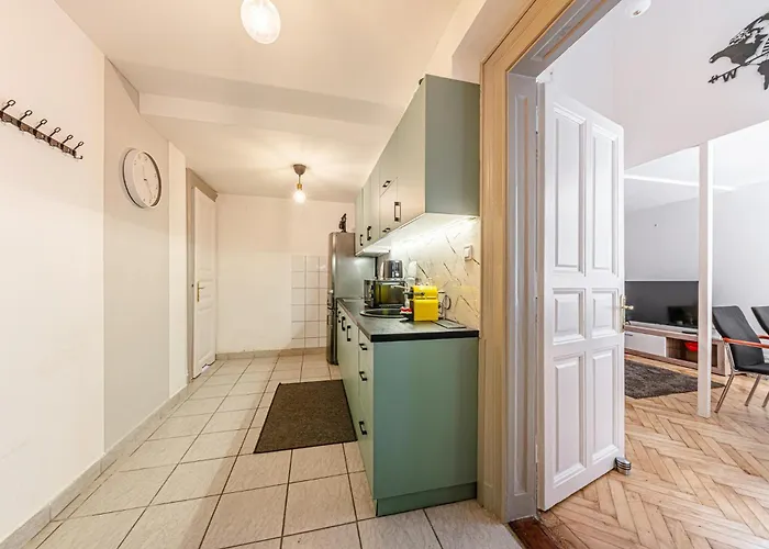 Westend Loft Chic 2br W Ac By Nyugati & M3 Metro * Budapest