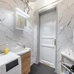 Westend Loft Chic 2br W Ac By Nyugati & M3 Metro