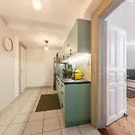 Westend Loft Chic 2br W Ac By Nyugati & M3 Metro * Будапешт